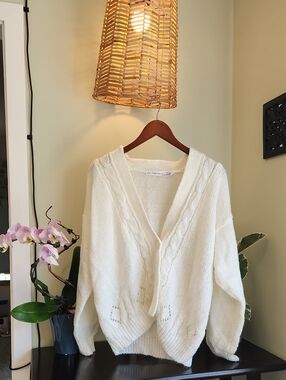 Cozy Cream Cable Knit Women's Cardigan Sweater
